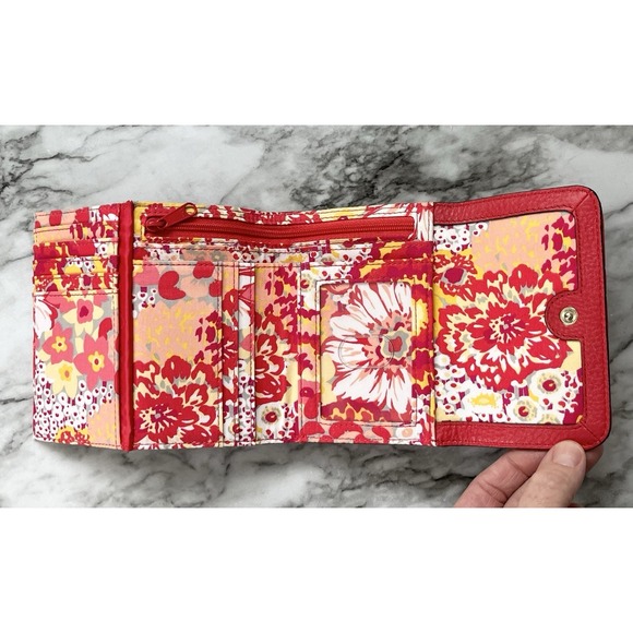 Vera Bradley Leather Riley Compact Wallet Canyon Sunset Red Quilted - Picture 3 of 13
